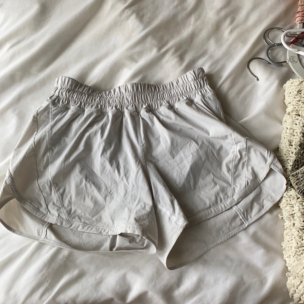 Lululemon white athletic shorts size 8